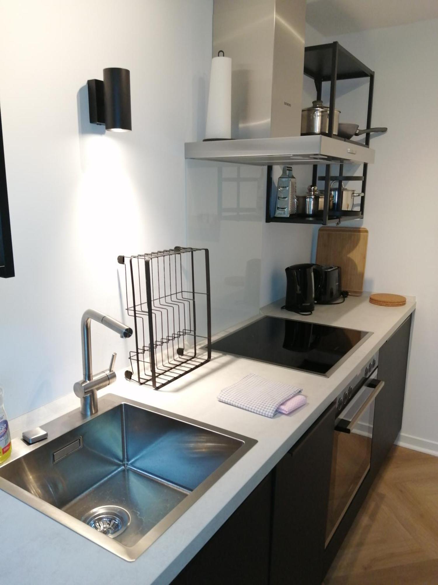 Mitten Im Gruenen - Apartment Mit Wohlfuehlcharakter In Stadtrandlage Eutin Exterior foto